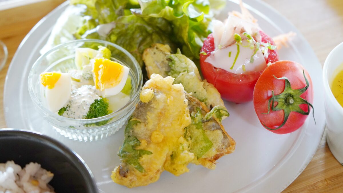 The 7th Sense Cafe